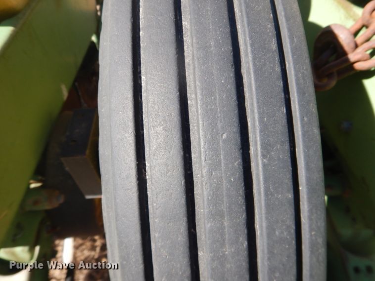 image for item HI9040 John Deere 7000  planter