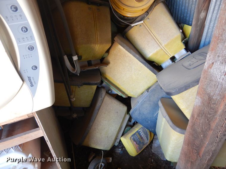 image for item HI9040 John Deere 7000  planter