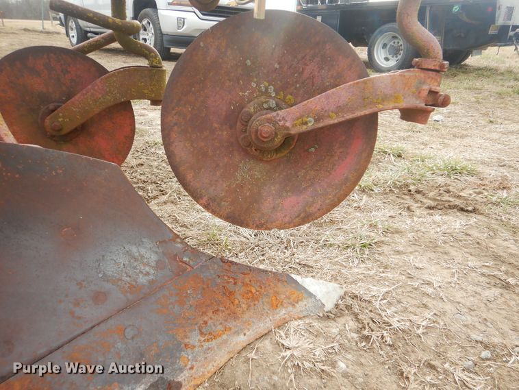 image for item HW9808 Ferguson 14-AO-28  two bottom plow