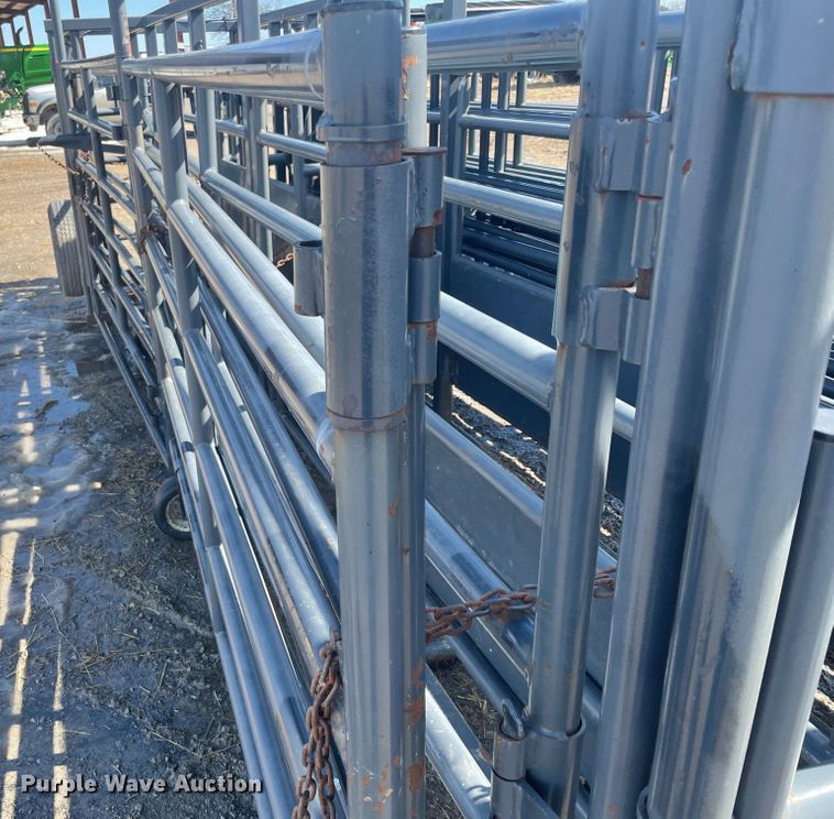 image for item HX9821 Rawhide Standard Processor Plus 1 corral system