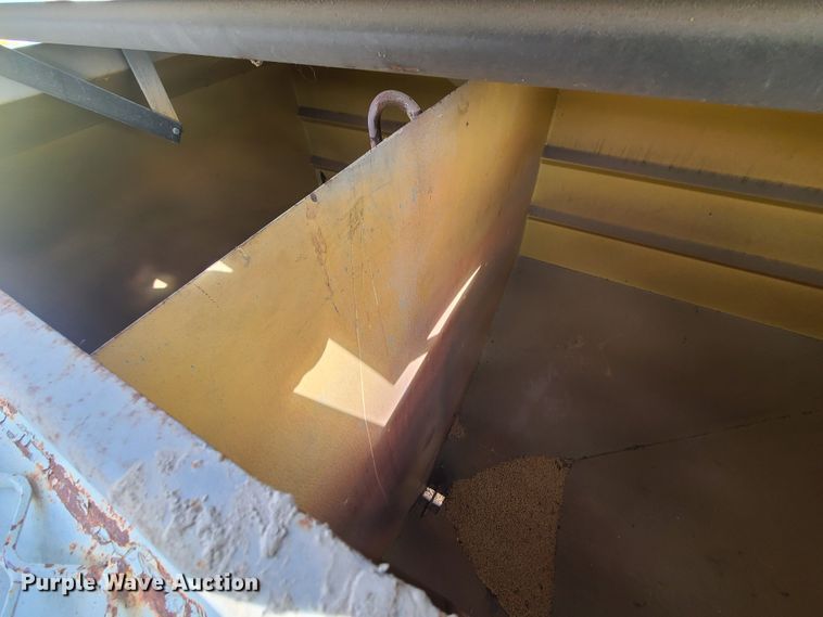 image for item IA9292 Convey All BT-240 seed tender