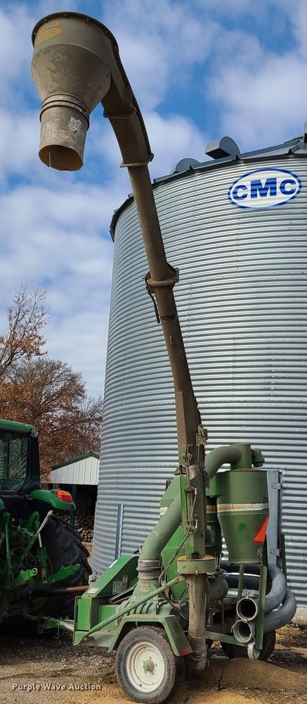 image for item IA9293 Walinga 6614 grain vacuum