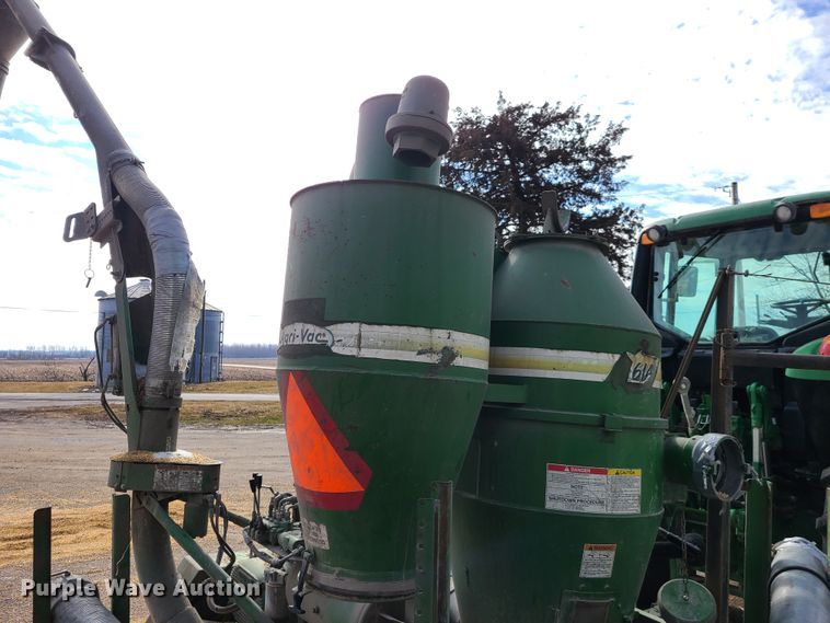 image for item IA9293 Walinga 6614 grain vacuum