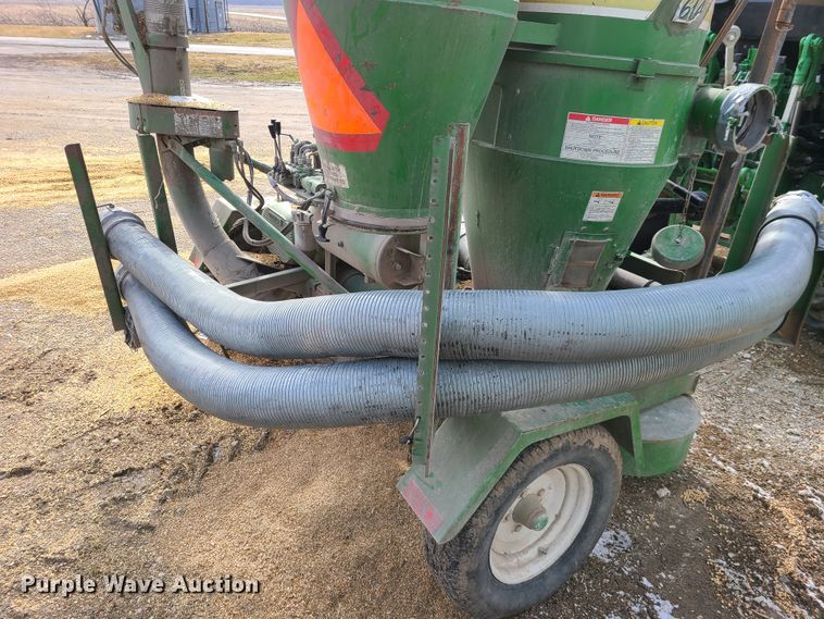 image for item IA9293 Walinga 6614 grain vacuum