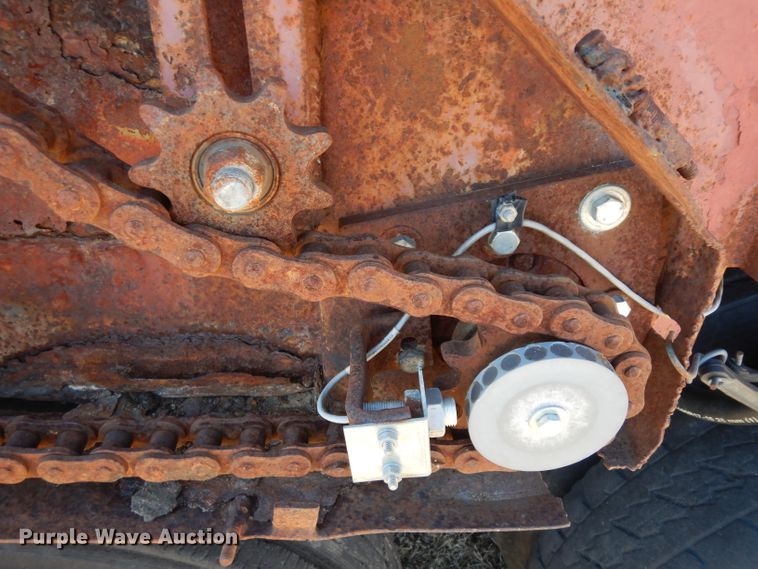 image for item IP9066 1985 Mohrlang XHD28  manure spreader