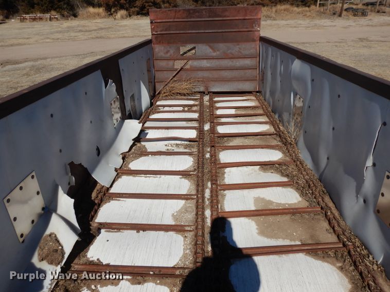 image for item IP9066 1985 Mohrlang XHD28  manure spreader