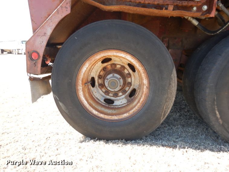 image for item IP9066 1985 Mohrlang XHD28  manure spreader