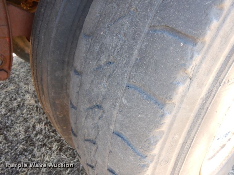 image for item IP9066 1985 Mohrlang XHD28  manure spreader