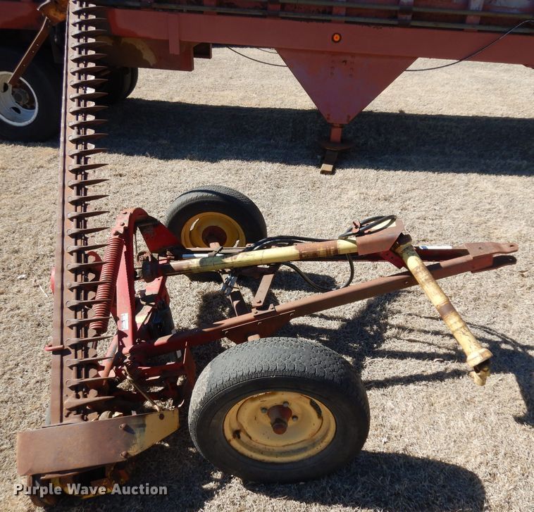 image for item IP9067 New Holland 456 sickle mower