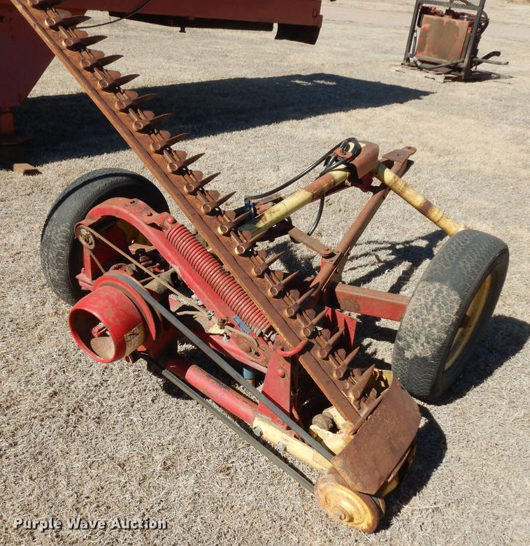 image for item IP9067 New Holland 456 sickle mower