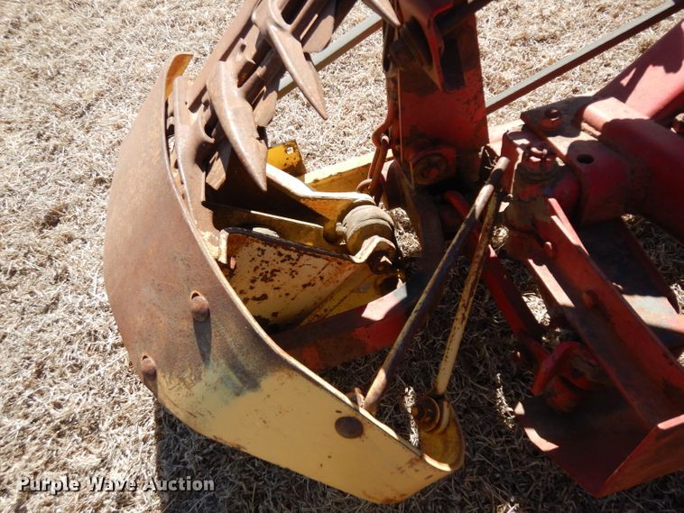 image for item IP9067 New Holland 456 sickle mower