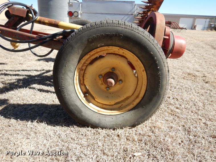 image for item IP9067 New Holland 456 sickle mower