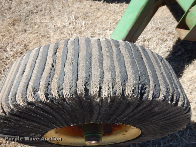 image for item IP9071 John Deere 1508 batwing rotary mower