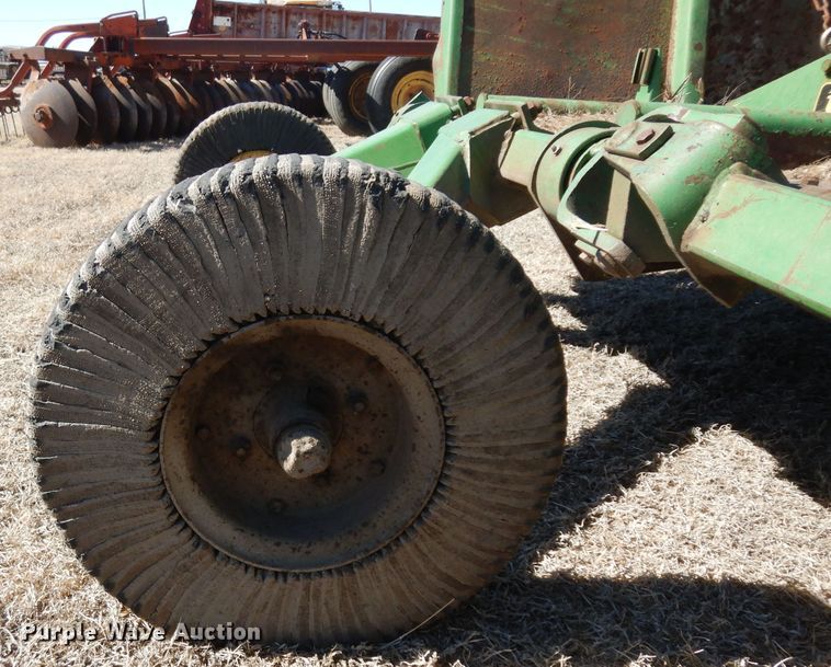 image for item IP9071 John Deere 1508 batwing rotary mower