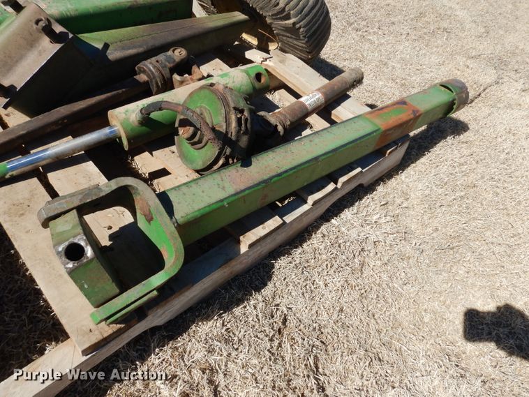 image for item IP9071 John Deere 1508 batwing rotary mower