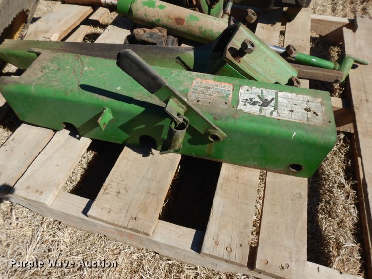 image for item IP9071 John Deere 1508 batwing rotary mower