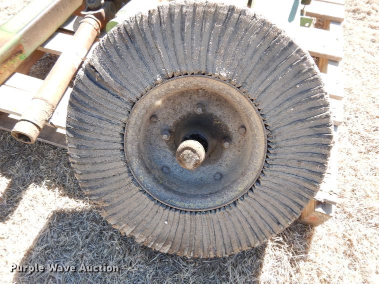 image for item IP9071 John Deere 1508 batwing rotary mower