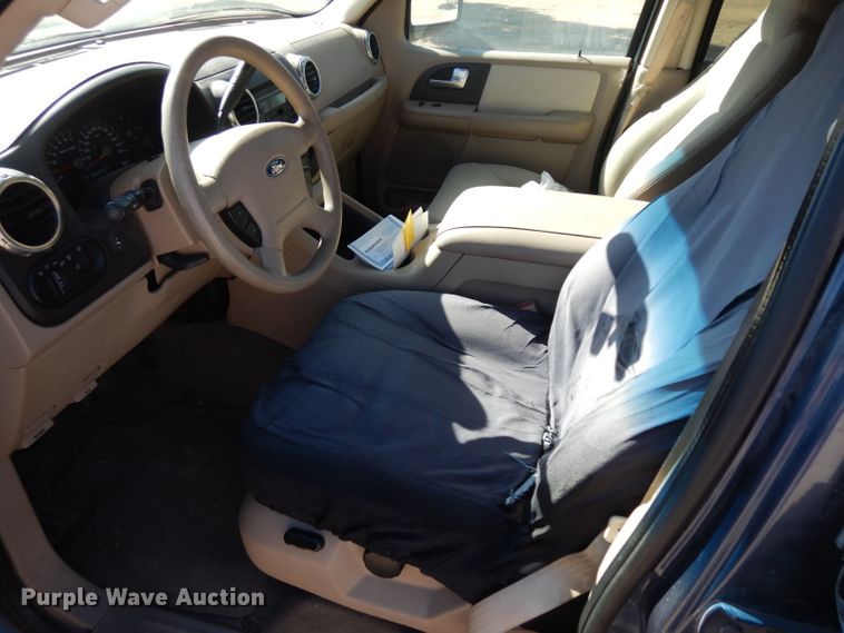 image for item IP9072 2003 Ford Expedition  SUV