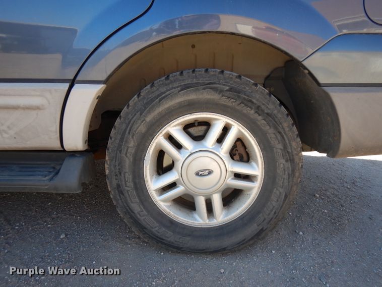 image for item IP9072 2003 Ford Expedition  SUV