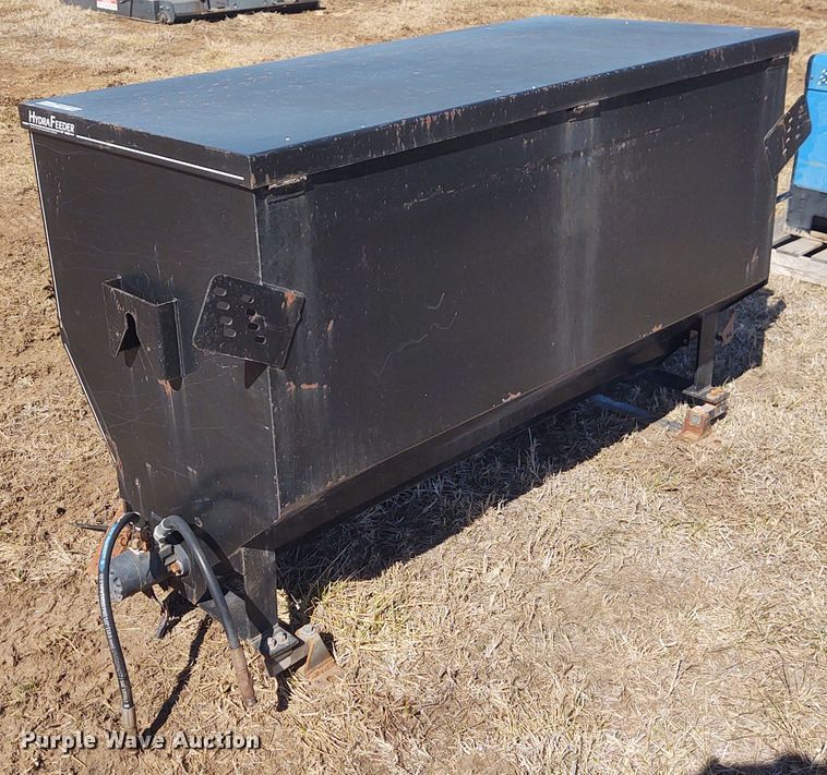 image for item FY9915 HydraFeeder HF1800  cake feeder