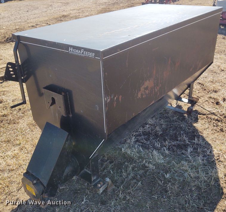 image for item FY9915 HydraFeeder HF1800  cake feeder