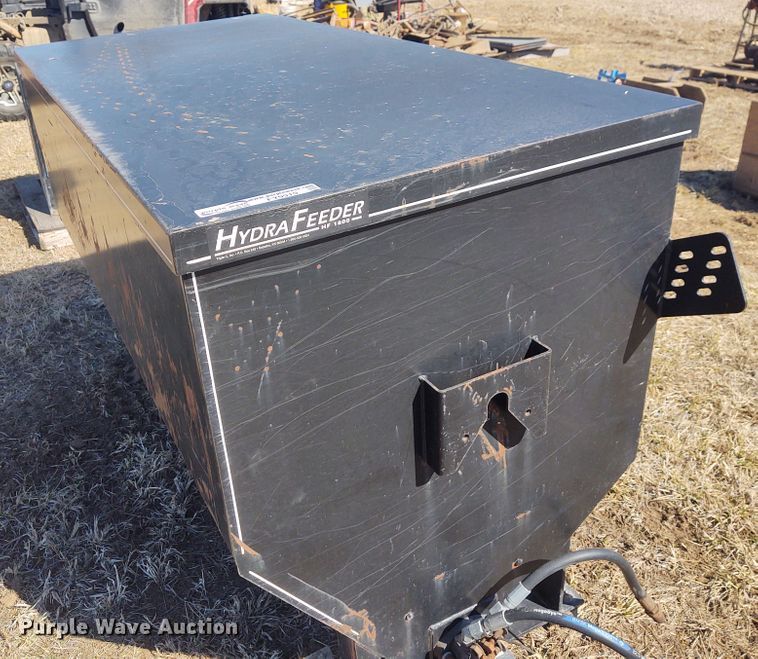 image for item FY9915 HydraFeeder HF1800  cake feeder