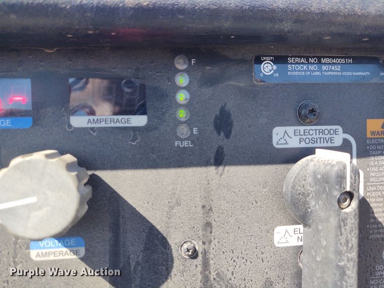 image for item FY9916 Miller Trailblazer 302 EFI  welder generator