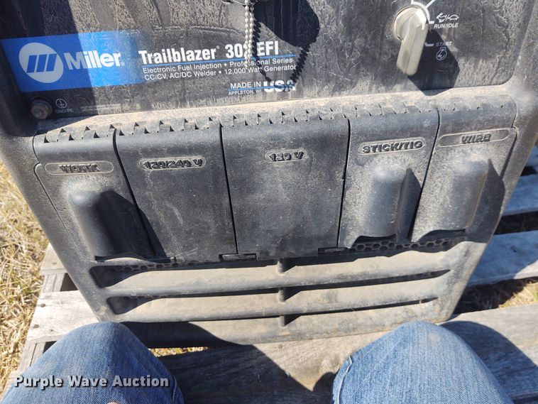 image for item FY9916 Miller Trailblazer 302 EFI  welder generator