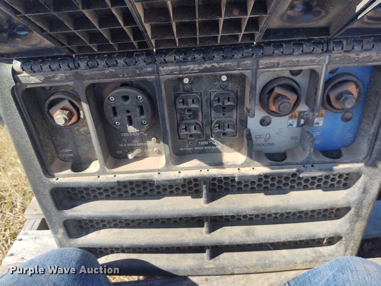 image for item FY9916 Miller Trailblazer 302 EFI  welder generator