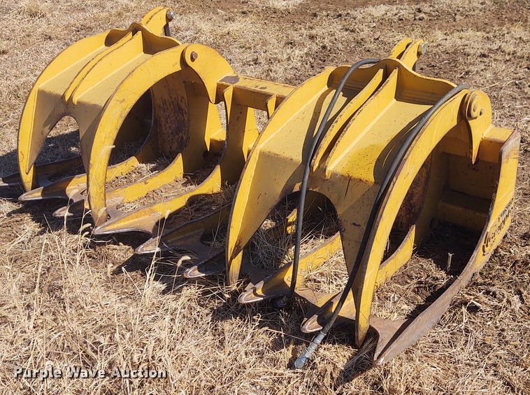 image for item FY9922 Turbo Grapple  85"W skid steer grapple bucket