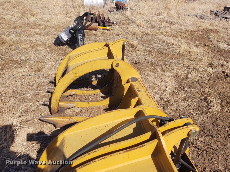 image for item FY9922 Turbo Grapple  85"W skid steer grapple bucket