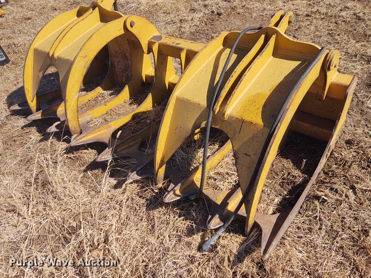 image for item FY9922 Turbo Grapple  85"W skid steer grapple bucket