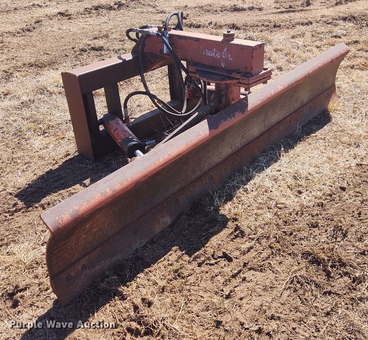 image for item FY9926 BMB Earth Brute Jr.  skid steer blade