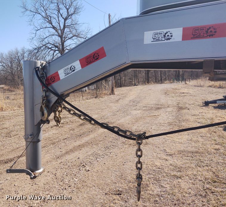 image for item FY9932 2015 Grupo Remolques Del Norte livestock trailer