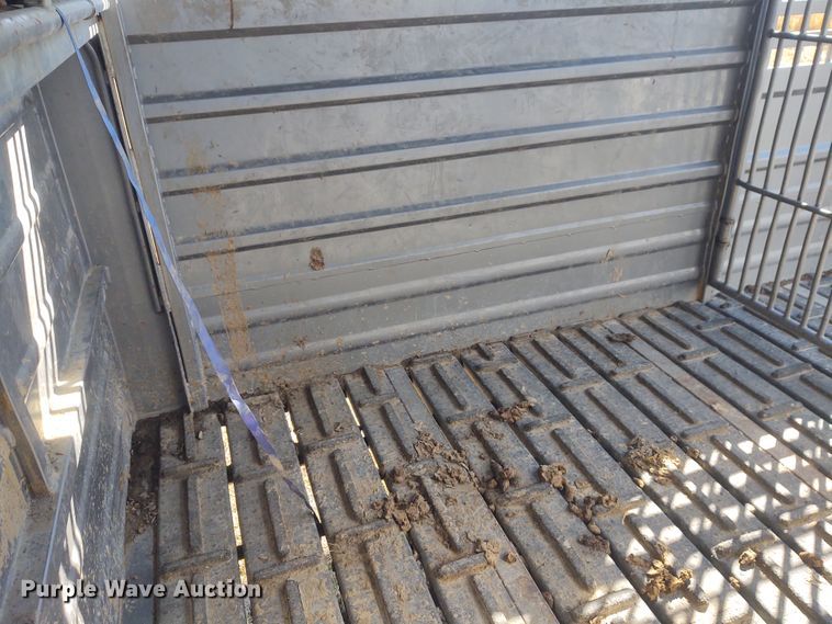 image for item FY9932 2015 Grupo Remolques Del Norte livestock trailer