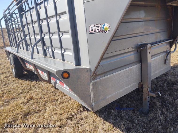 image for item FY9932 2015 Grupo Remolques Del Norte livestock trailer