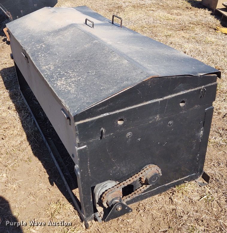 image for item FY9938 Cake feeder