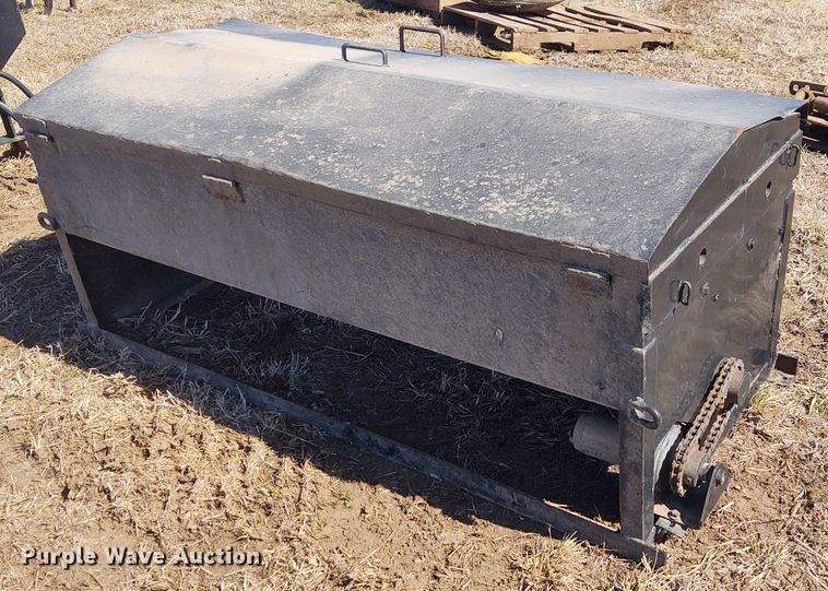 image for item FY9938 Cake feeder