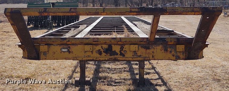 image for item FY9939 1966 Fontaine hay bale trailer