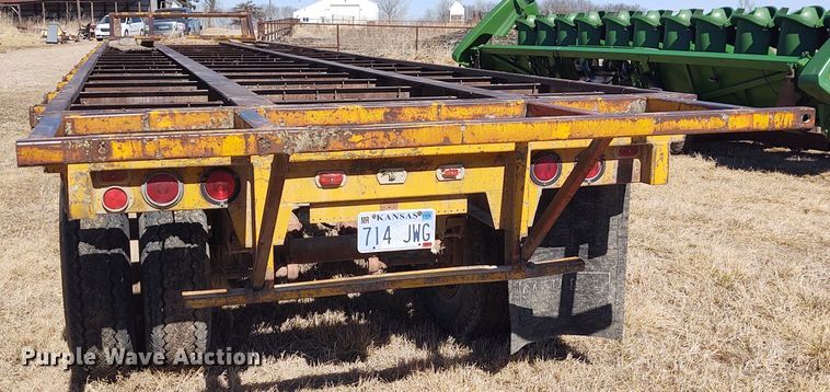 image for item FY9939 1966 Fontaine hay bale trailer