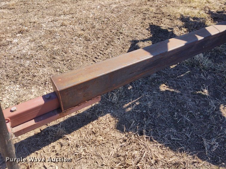 image for item FY9940 2004 John Deere 1293  corn head