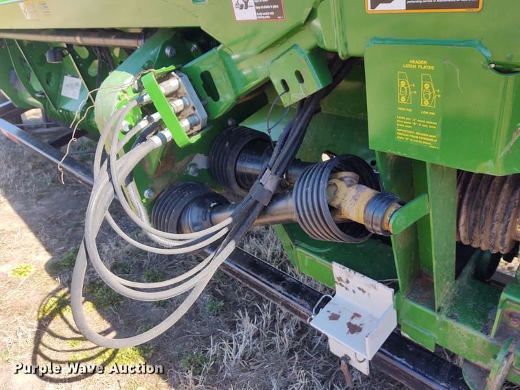 image for item FY9941 2013 John Deere 635FD  flex draper head