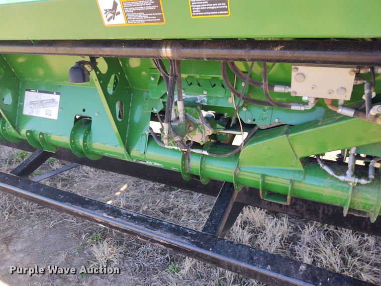 image for item FY9941 2013 John Deere 635FD  flex draper head