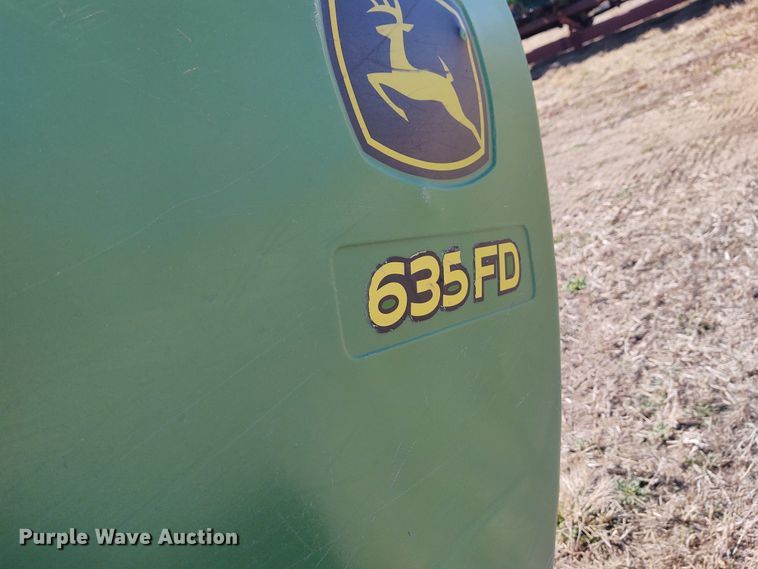 image for item FY9941 2013 John Deere 635FD  flex draper head