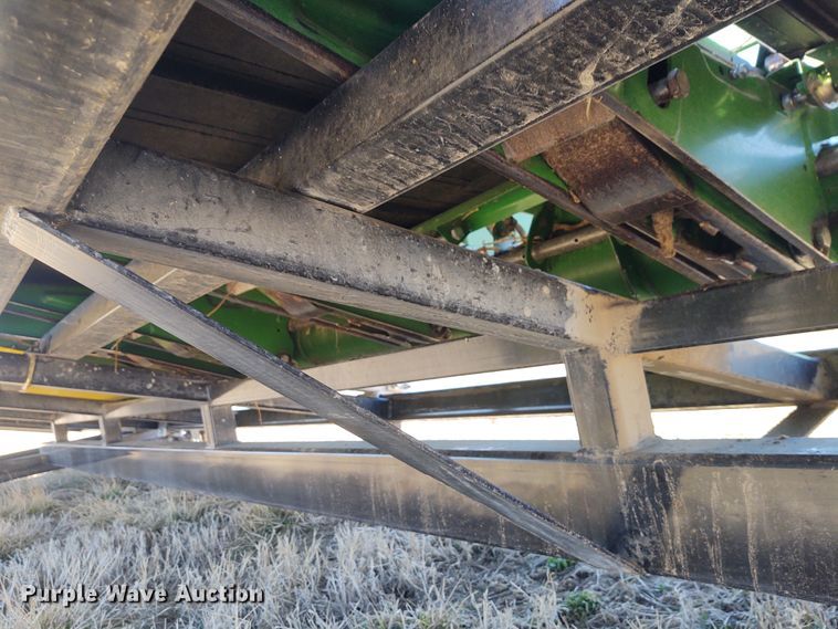 image for item FY9941 2013 John Deere 635FD  flex draper head