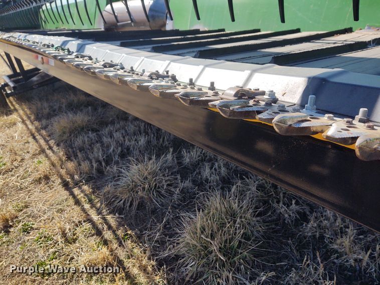 image for item FY9941 2013 John Deere 635FD  flex draper head