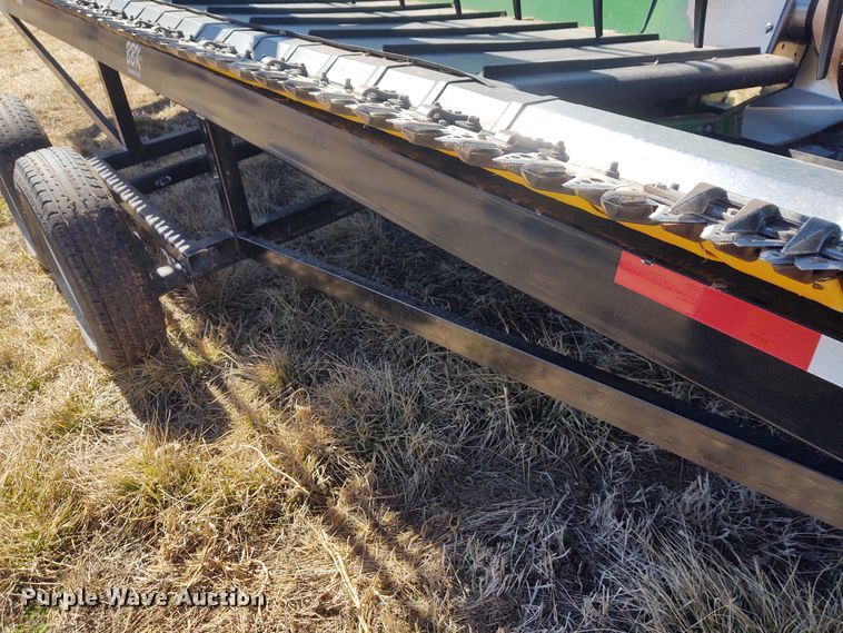 image for item FY9941 2013 John Deere 635FD  flex draper head