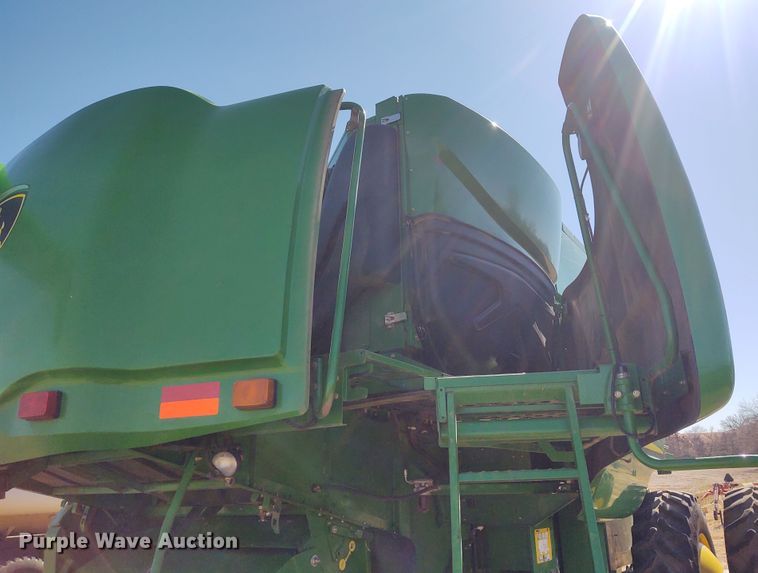 image for item FY9943 2008 John Deere 9770 STS  combine
