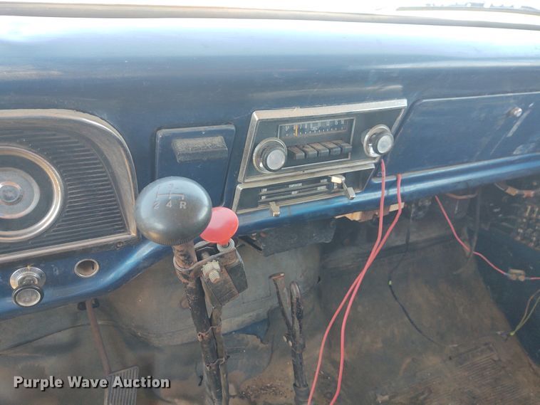 image for item FY9944 1979 Ford F600  grain truck