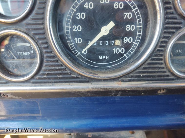 image for item FY9944 1979 Ford F600  grain truck